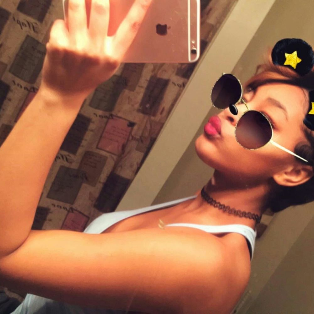 Meet your Posher, Dimez